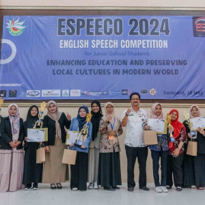 PERDANA: SMEKDA Gelar Kompetisi Bahasa Inggris Tingkat Kabupaten Sampang