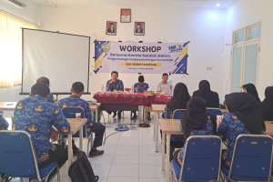WORKSHOP BERSAMA KOMITE SEKOLAH DALAM PENGEMBANGAN KERJASAMA DENGAN DUNIA KERJA